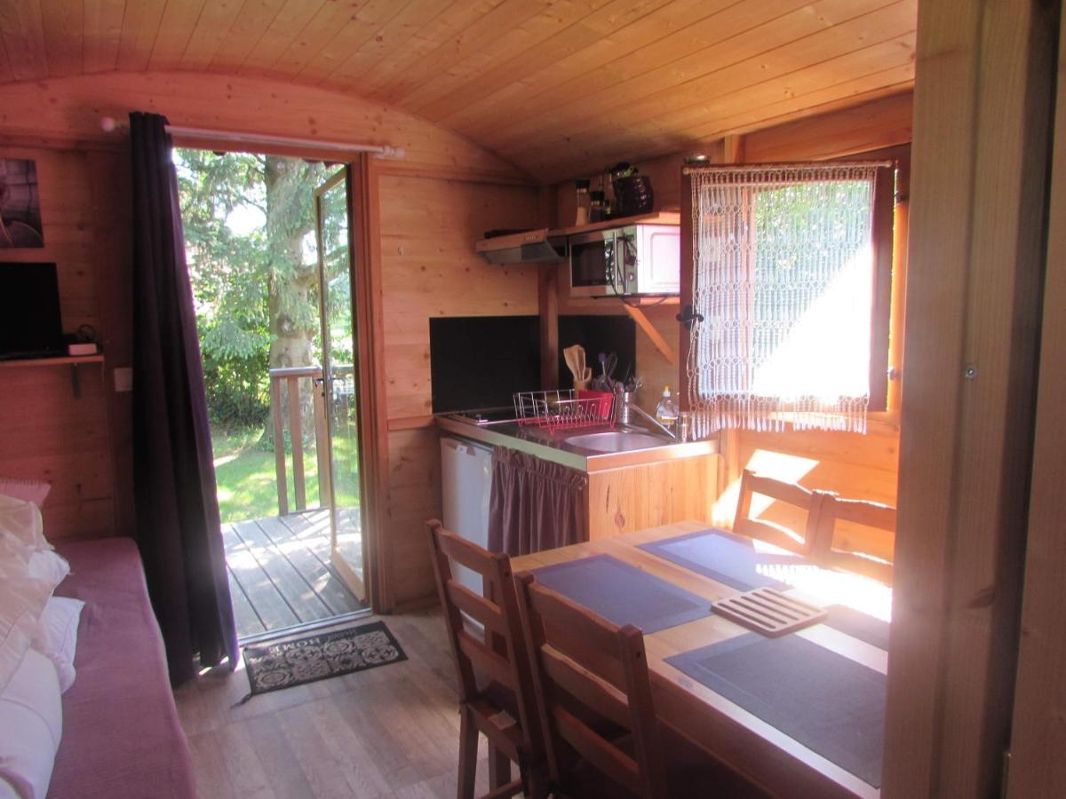 Camping, Hotel De Plein Air Les Cariamas Chateauroux-les-Alpes Zewnętrze zdjęcie