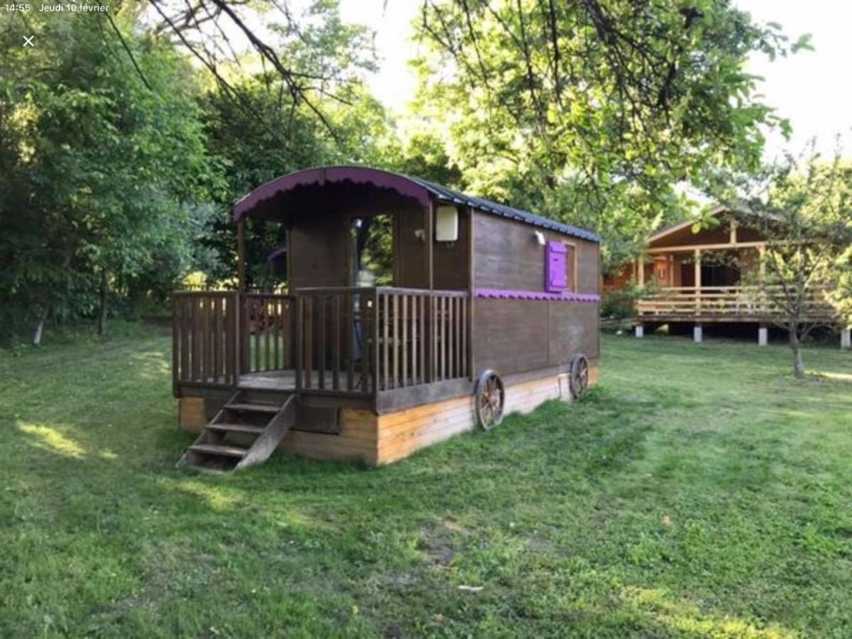 Camping, Hotel De Plein Air Les Cariamas Chateauroux-les-Alpes Zewnętrze zdjęcie