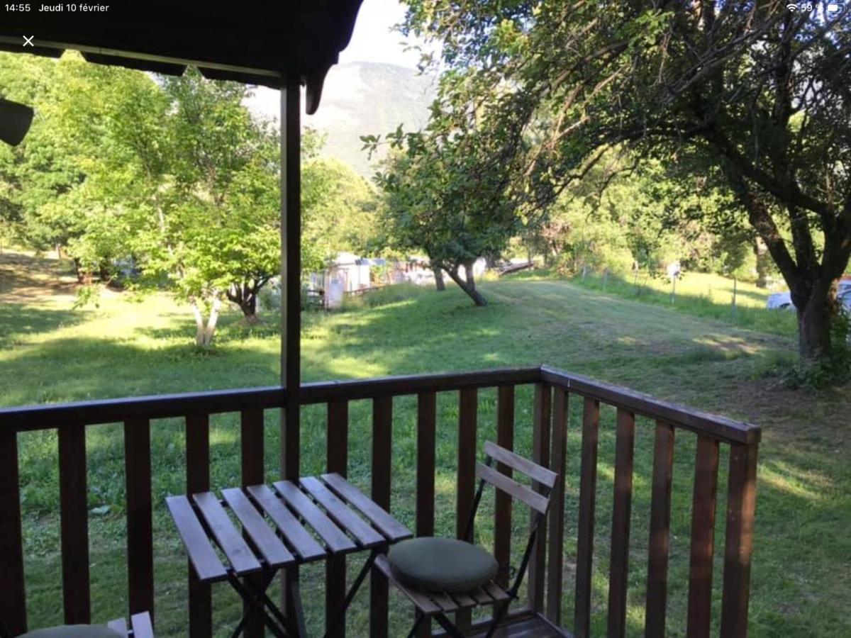 Camping, Hotel De Plein Air Les Cariamas Chateauroux-les-Alpes Zewnętrze zdjęcie