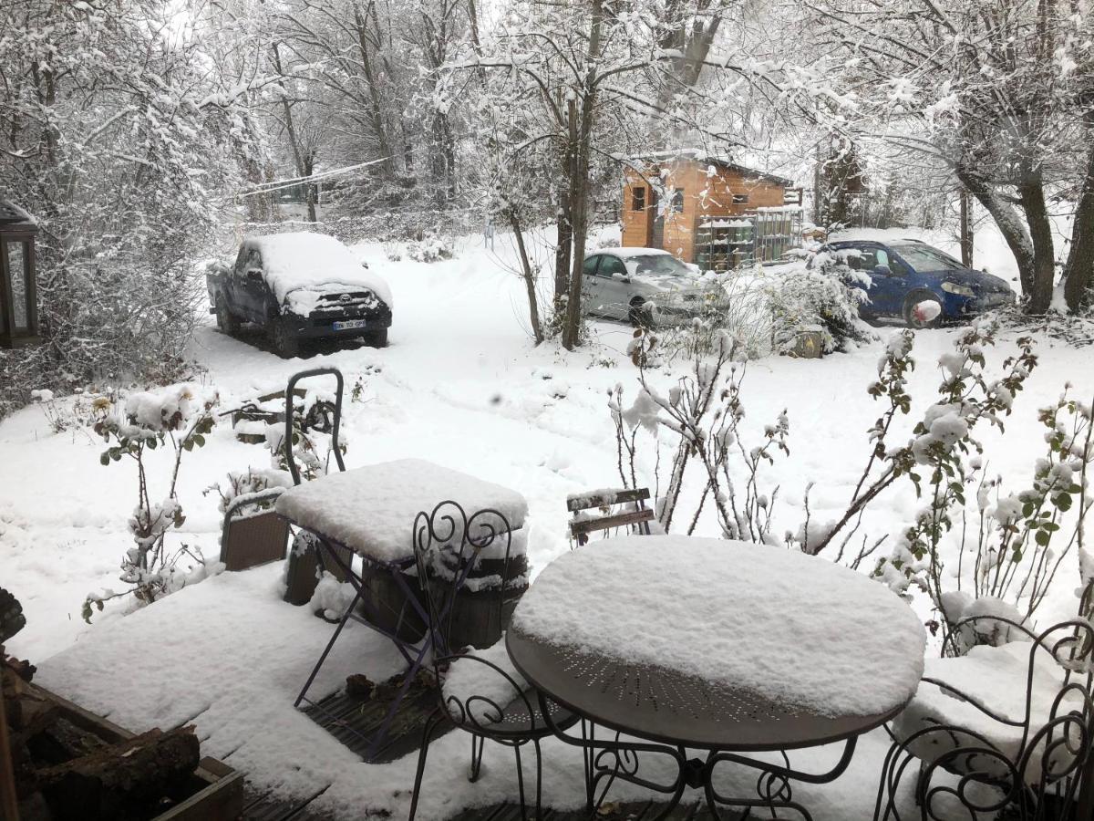 Camping, Hotel De Plein Air Les Cariamas Chateauroux-les-Alpes Zewnętrze zdjęcie