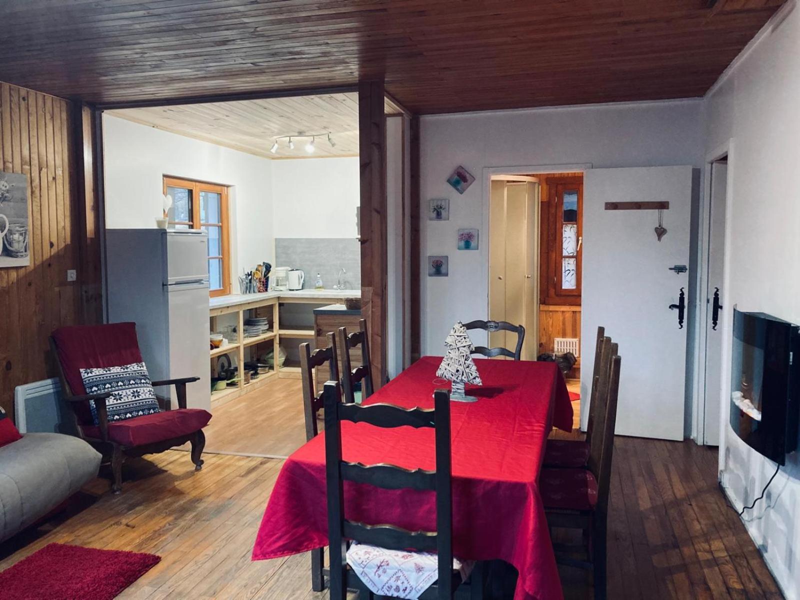Camping, Hotel De Plein Air Les Cariamas Chateauroux-les-Alpes Zewnętrze zdjęcie