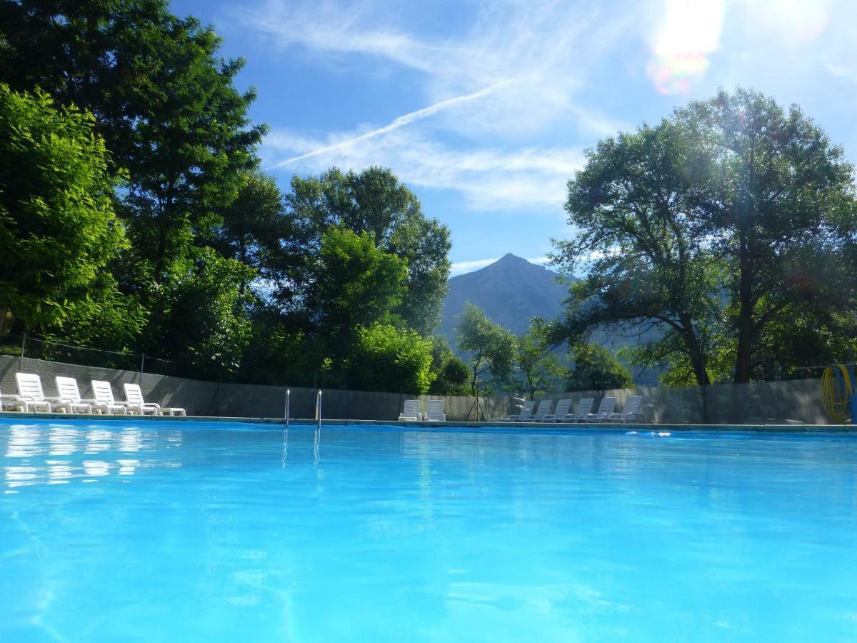 Camping, Hotel De Plein Air Les Cariamas Chateauroux-les-Alpes Zewnętrze zdjęcie